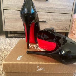 Christian Louboutin Bianca 140